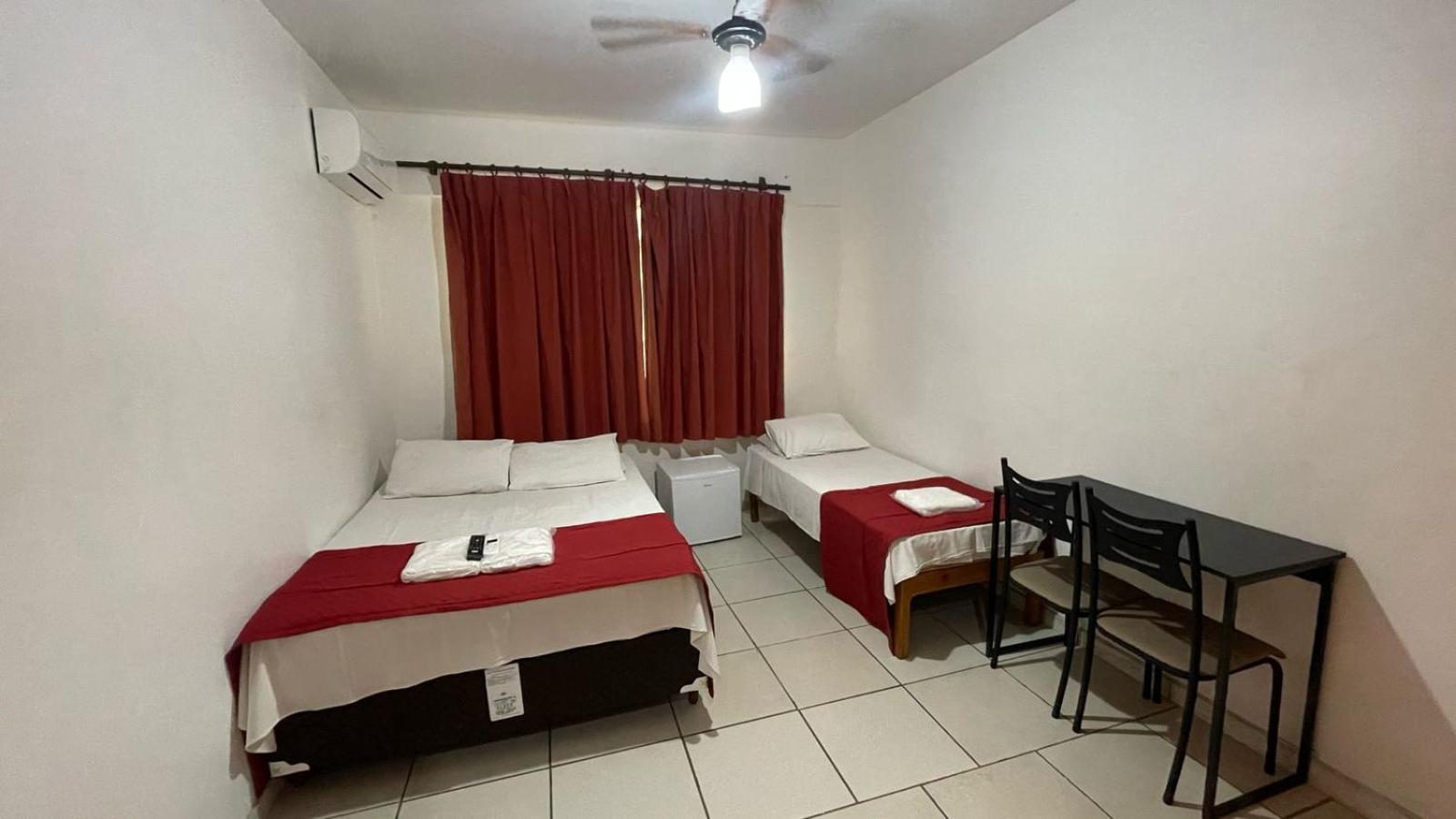 Hotel Aquarius Coronel Fabriciano エクステリア 写真